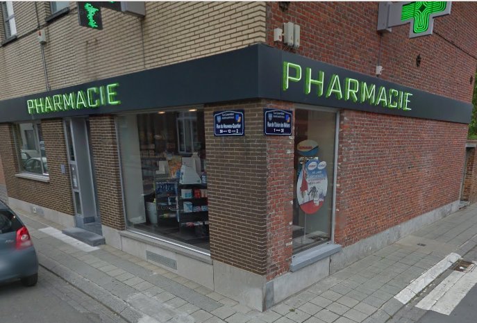 Photo de la vitrine extérieure de la Pharmacie du Nouveau-Quartier